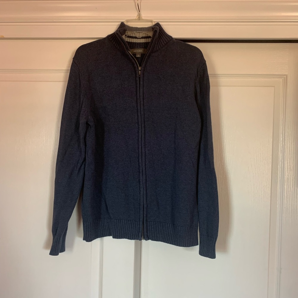 Mens sweater like new
